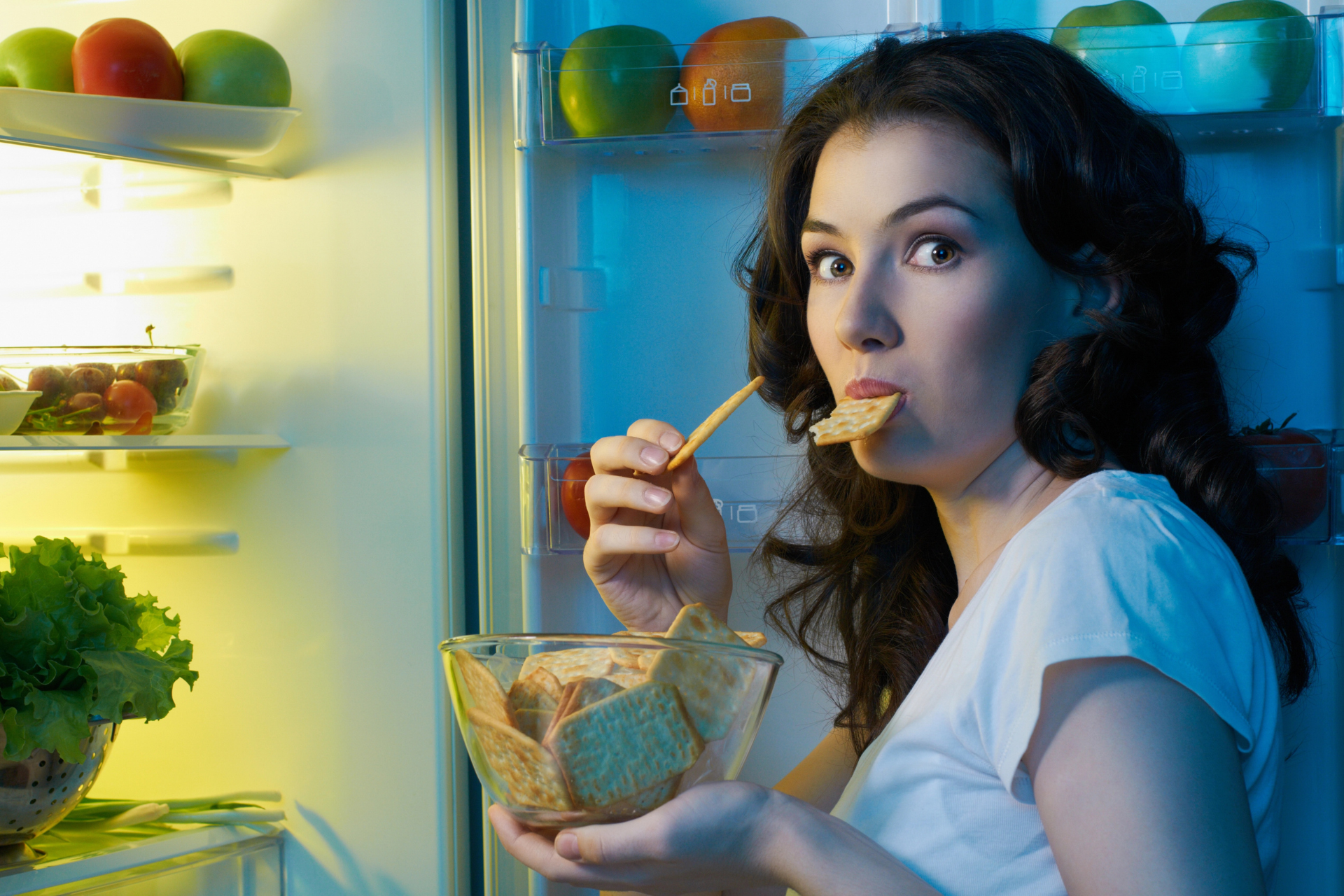 WHAT TO EAT AND DRINK? 